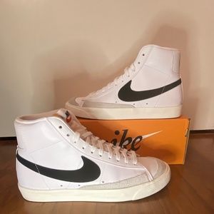 Nike Blazer Mid ‘77